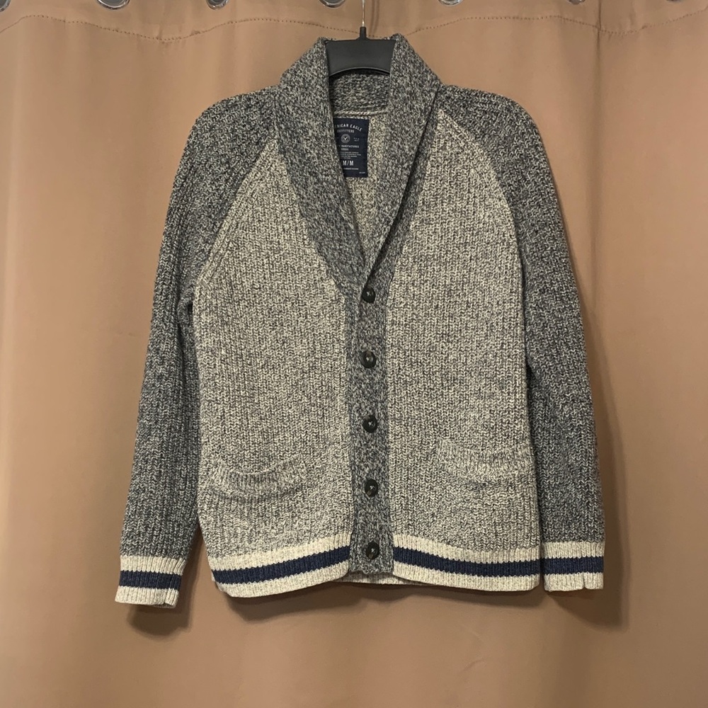 American Eagle Gray and Cream Collar Cardigan